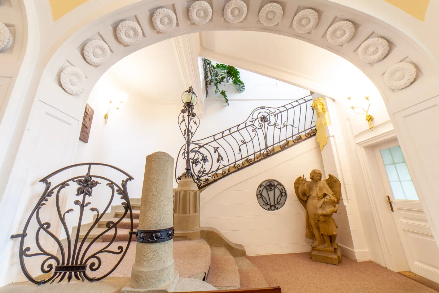 Secesní architekturou Huberta Gessnera