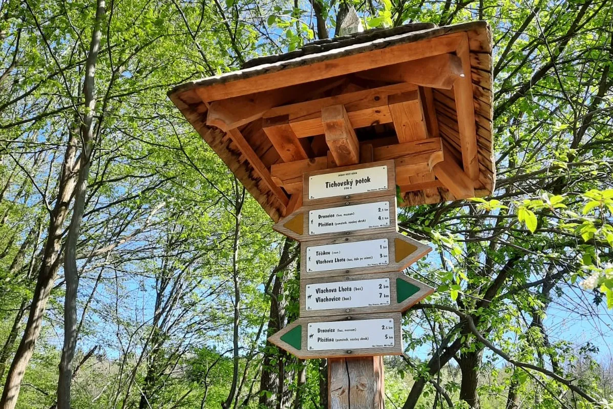 Z Valašských Klobouk na Ploštinu