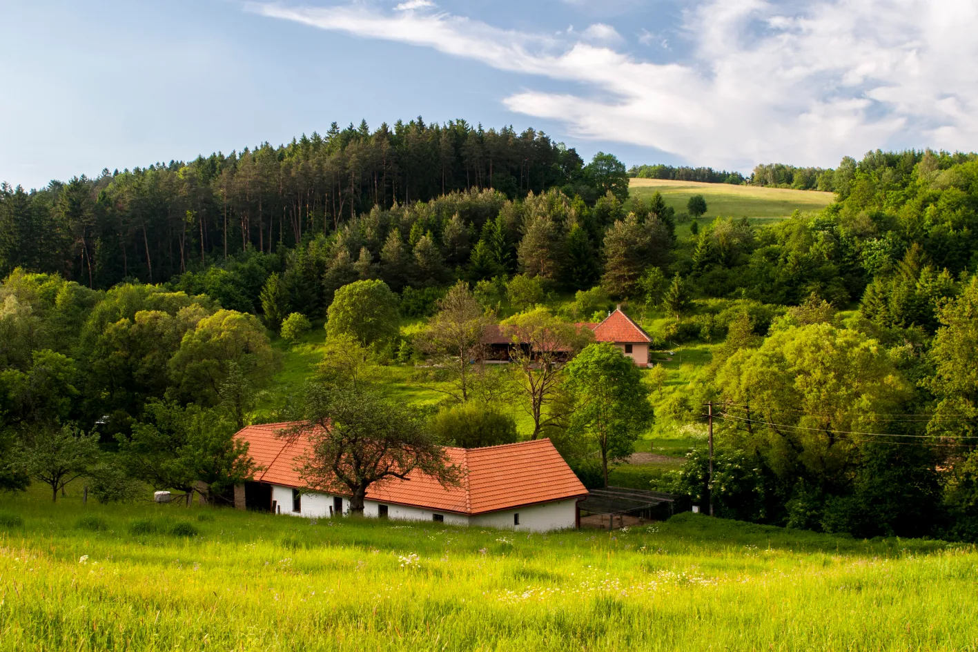 Do Vlachovic na dno přehrady